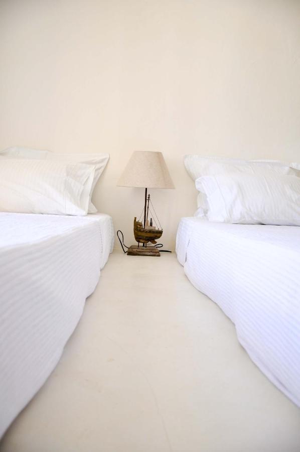 Pambelos Lodge Koufonisia Buitenkant foto